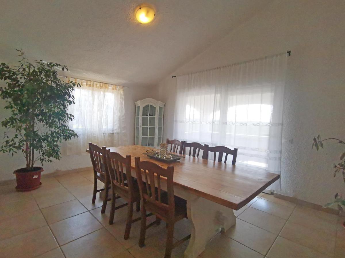 Apartman Luna Sveti Lovreč Pazenatički Eksteriør billede